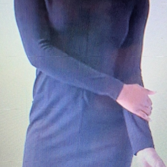 ATHLETA Black Dress Med, long sleeve. Sculpted waistline accent, 1/4 zip front. - Picture 10 of 10